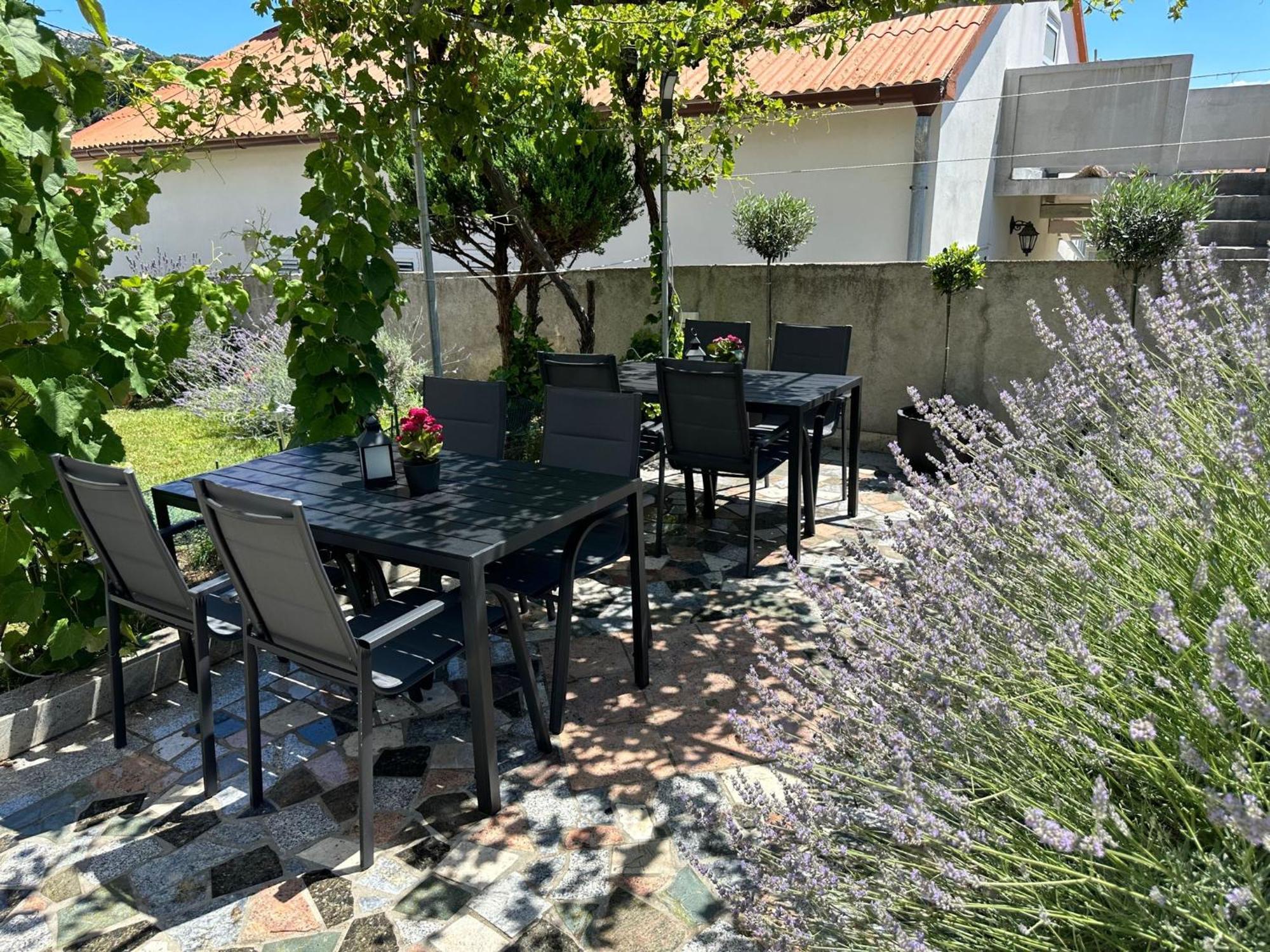 Apartments Vinse Near Rab Center Ραμπ Εξωτερικό φωτογραφία