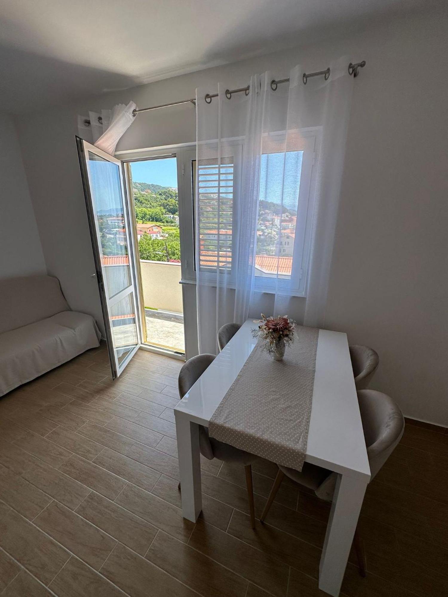 Apartments Vinse Near Rab Center Ραμπ Εξωτερικό φωτογραφία